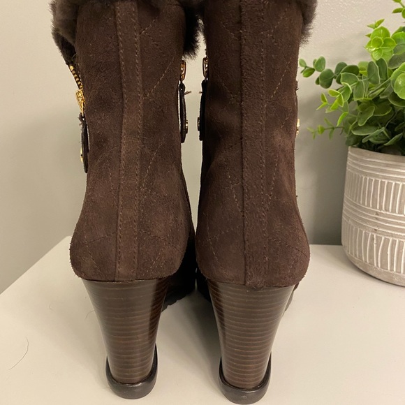 Michael Kors Suede Wedge Boot NEW - Picture 4 of 10